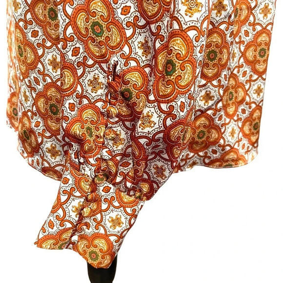 Ryegrass Button Front Silky Satin Top Size Medium - Picture 4 of 8